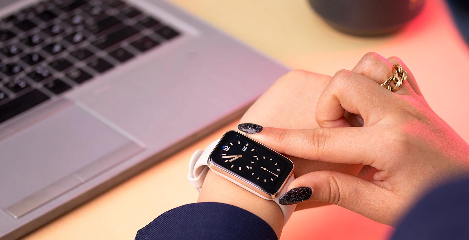 ساعت هوشمند شیائومی مدل Band 7 Pro