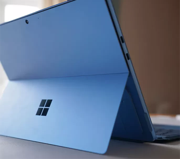 تبلت مایکروسافت مدل Surface Pro 9 i5 ظرفیت 256 گیگابایت رم 16 گیگابایت